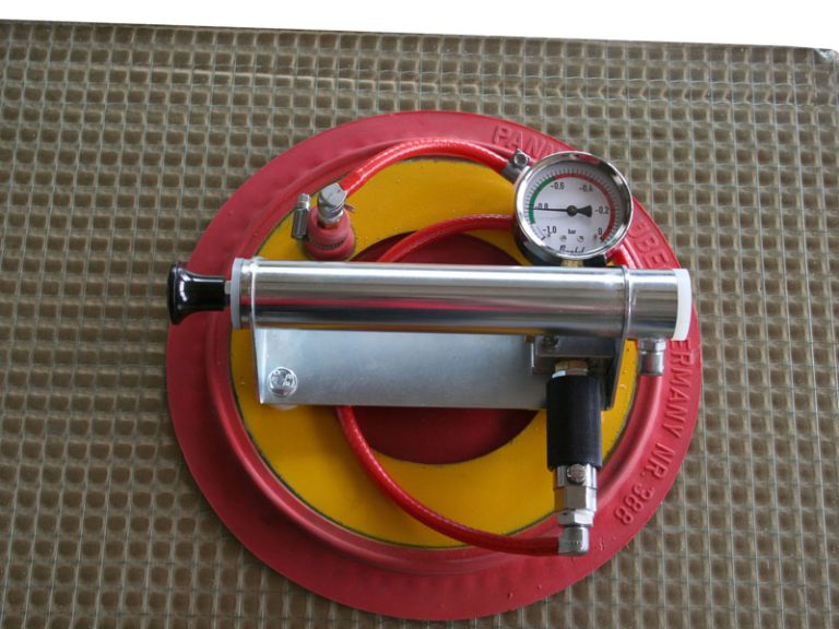 Der PALÜ – Handsauggriff 290M bietet Ihnen viel Sicherheit und eine hohe Tragfähigkeit. Wer ihn einmal hatte, möchte ihn nicht mehr missen.