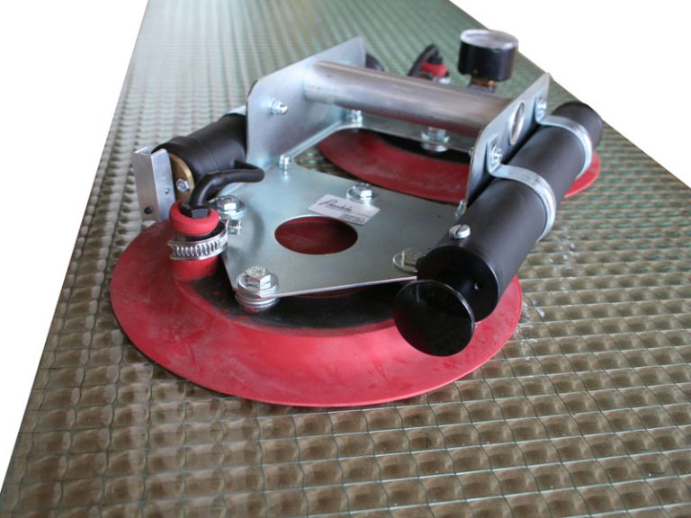 Der PALÜ – Handsauggriff 384 bietet Ihnen viel Sicherheit und eine hohe Tragfähigkeit. Wer ihn einmal hatte, möchte ihn nicht mehr missen.