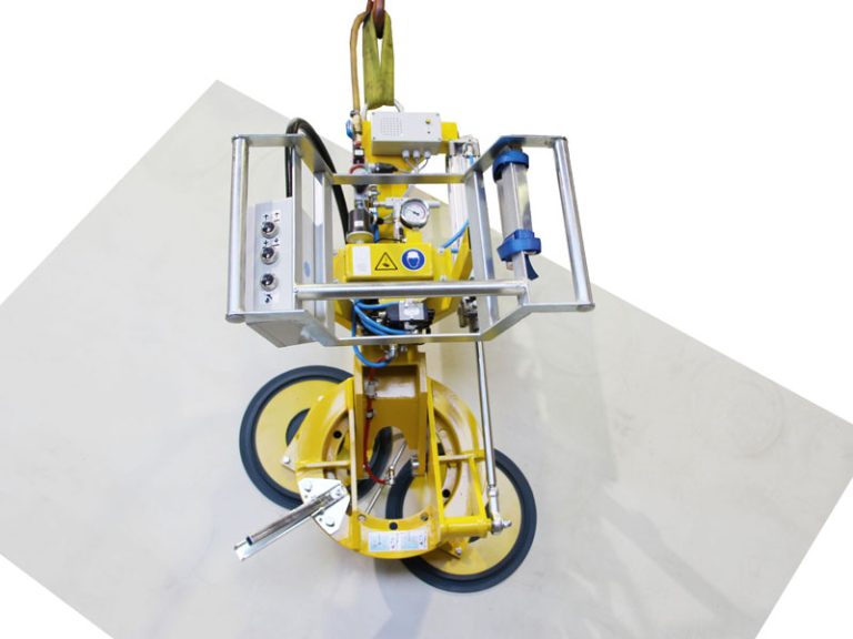 Der Vakuumheber 7025-MDmS2/E ist eine Saugbatterie für die Produktion. Trotz seines besonders klein gehaltenen Saugerabstandes können bis zu 250 kg manuell gedreht und pneumatisch geschwenkt werden.