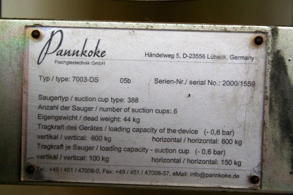 Example of a type plate from a Pannkoke vacuum lifter.