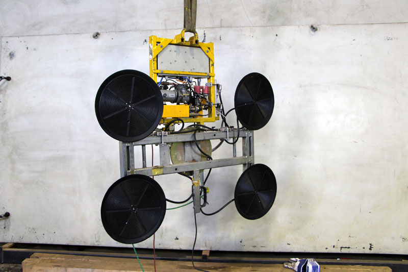 Converted Pannkoke vacuum lifter